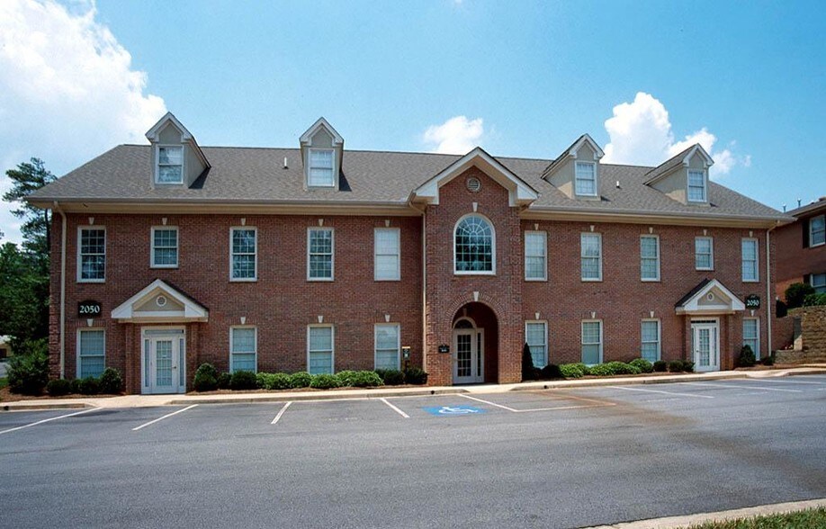 More Photos Of 2050 Buford Hwy, Buford Unknown For Lease
