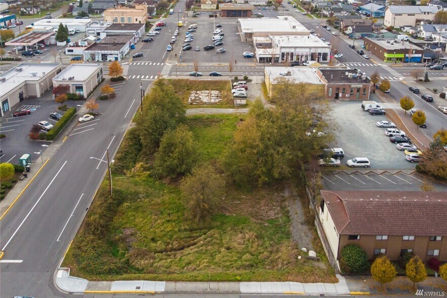 More Photos Of 904 10th St, Anacortes Land For Sale