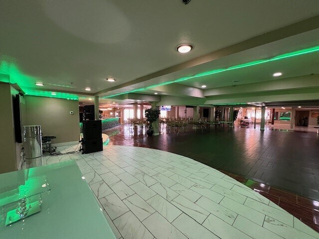 More Photos Of 10175 E Hampden Ave, Denver Freestanding For Sale