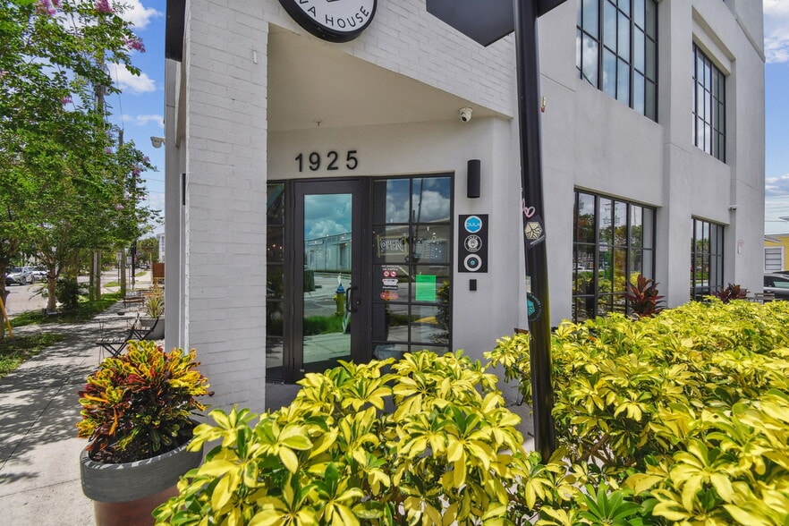 More Photos Of 1919-1925 E 6th Ave, Tampa Office For Sale