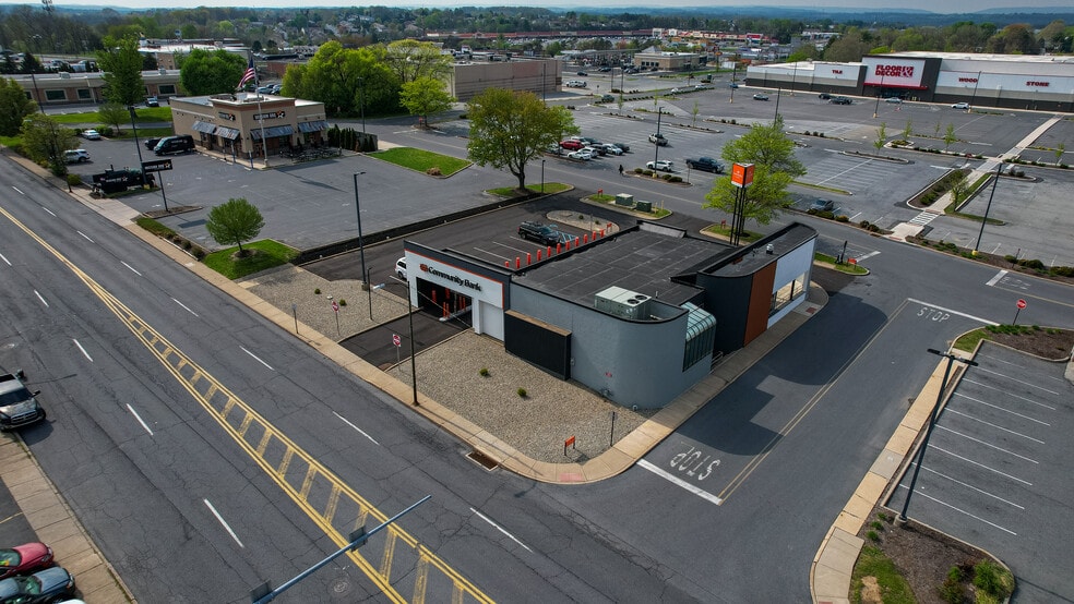 More Photos Of 2001 MacArthur Blvd, Whitehall Unknown For Lease