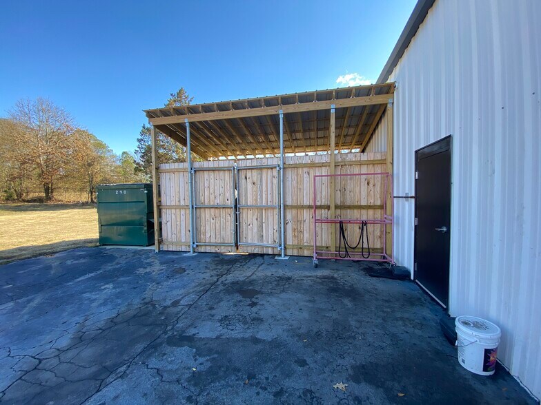 More Photos Of 686 Grayson Hwy, Lawrenceville Auto Repair For Lease