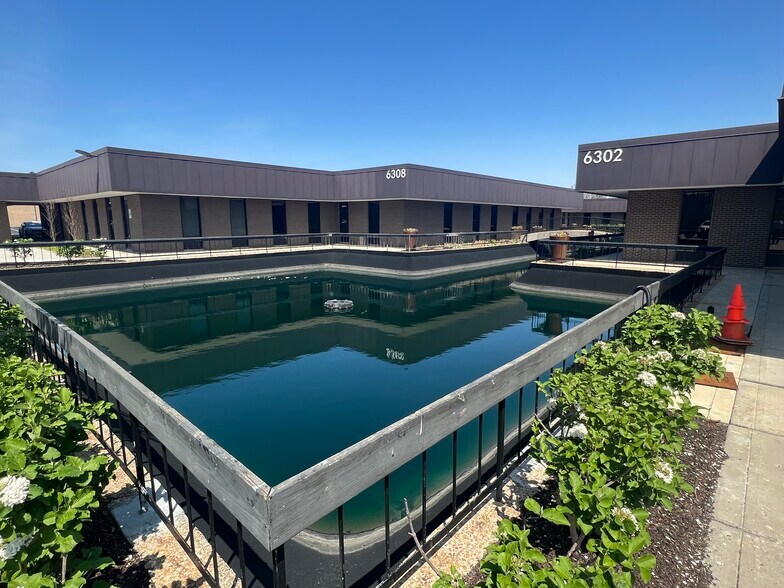 More Photos Of 6320 Rucker Rd, Indianapolis Office For Lease