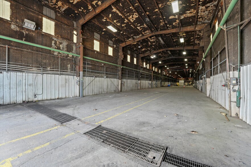 More Photos Of 12602 FM-529, Houston Warehouse For Lease