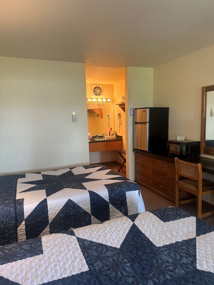More Photos Of 6676 State Route 20, Anacortes Hotel For Sale