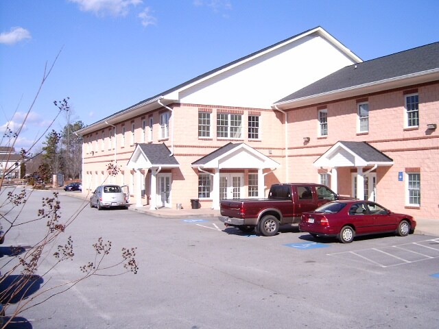 More Photos Of 145-155 N Park Trl, Stockbridge Medical For Sale