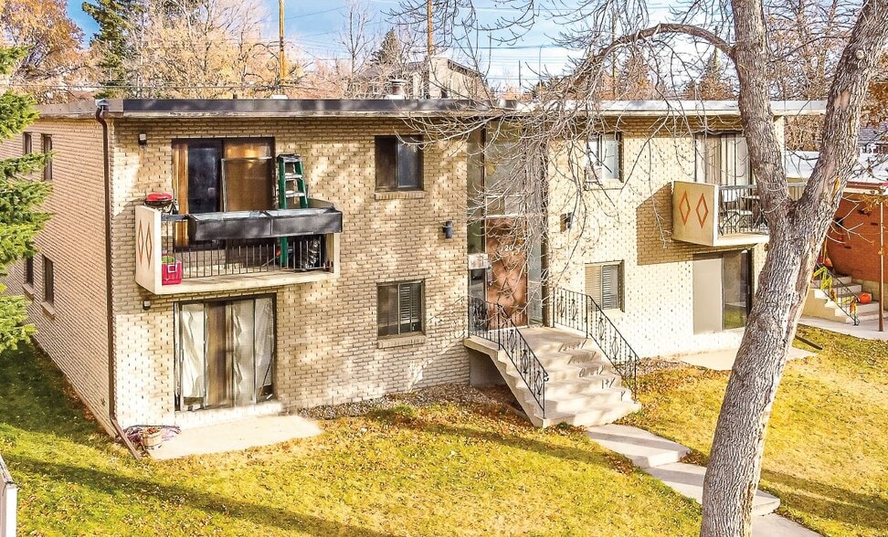 More Photos Of 120 29 Ave, Calgary Apartments For Sale