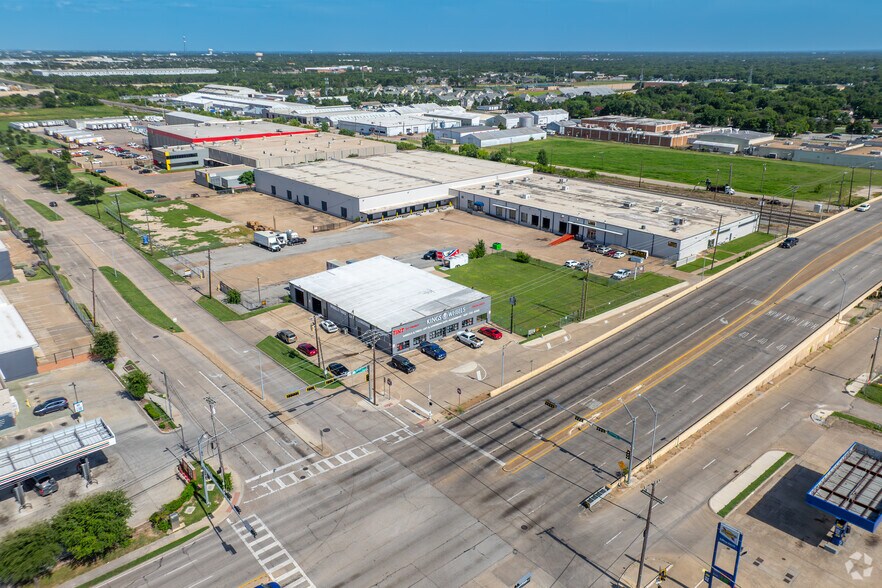 More Photos Of 4520 S Buckner Blvd, Dallas Manufacturing For Lease
