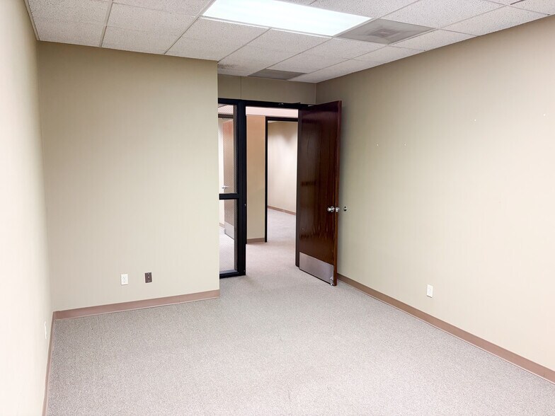 More Photos Of 4021 84th St, Lubbock Loft Creative Space For Lease