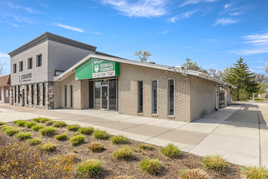More Photos Of 17600 W Warren Ave, Detroit Office For Lease