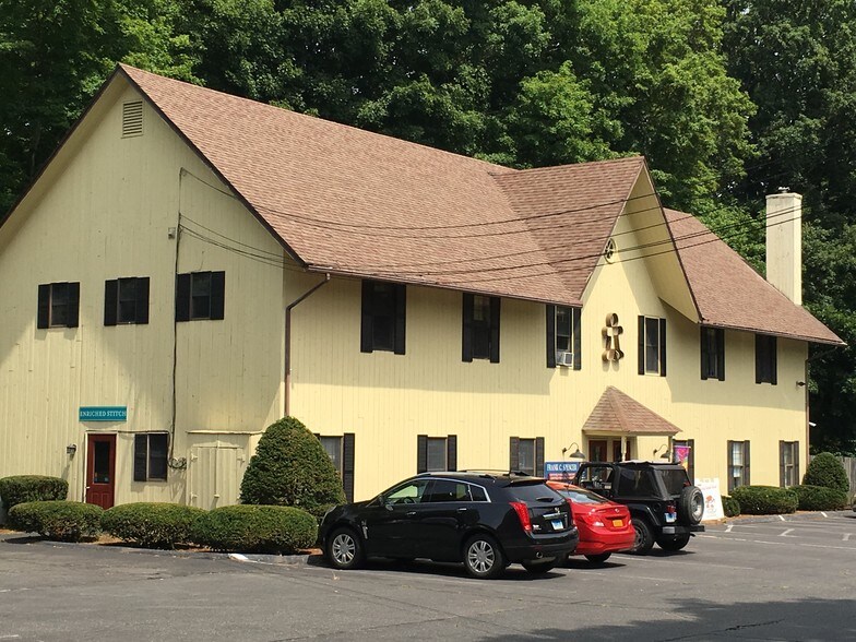 More Photos Of 196 Danbury Rd, Wilton Office For Sale