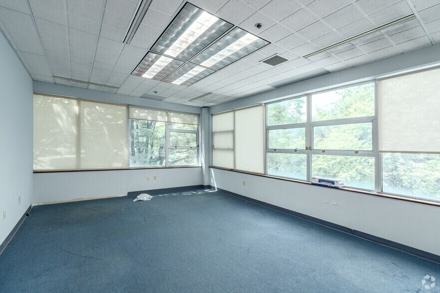 More Photos Of 3190 Tremont Ave, Feasterville Trevose Industrial For Sale