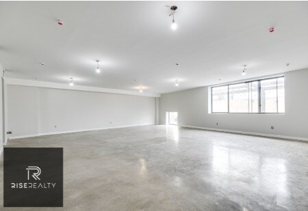 More Photos Of 1539 Covert St, Ridgewood Warehouse For Lease