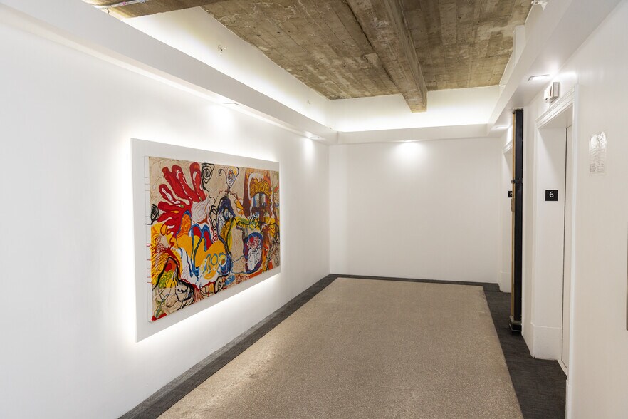 More Photos Of 742-748 S Hill St, Los Angeles Loft Creative Space For Lease