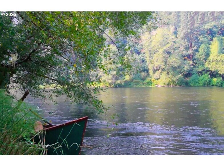 More Photos Of 49164 McKenzie Hwy, Vida Lodge Meeting Hall For Sale