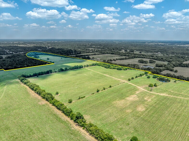 More Photos Of 606.51 Acres, Sherman Land For Sale