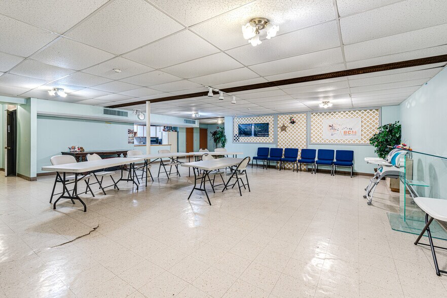 More Photos Of 464 Silver Spring St, Providence Religious Facility For Sale