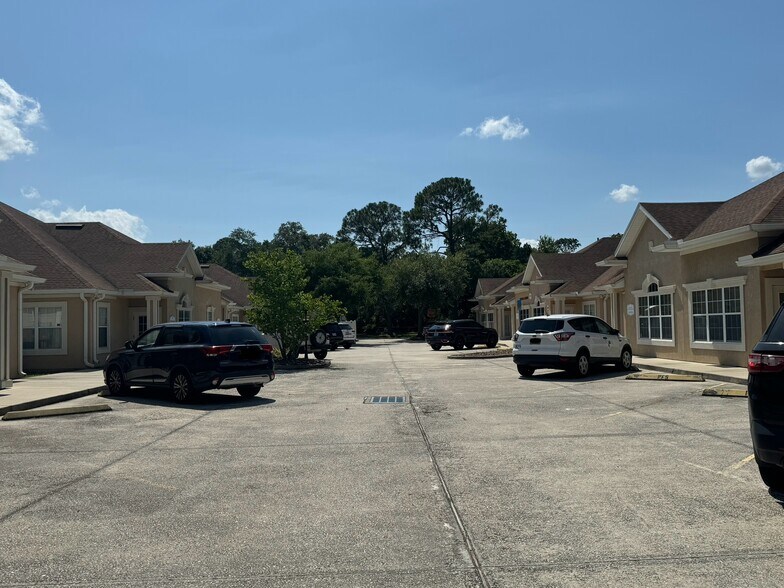 More Photos Of 2802 N 5th St, Saint Augustine Medical For Sale