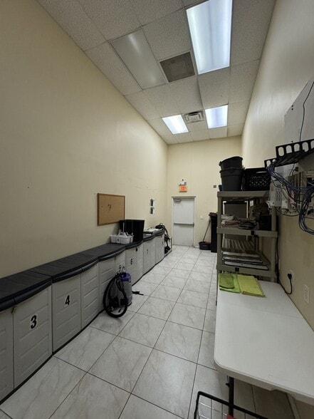 More Photos Of 5951 NW 173rd Dr, Miami Medical For Sale