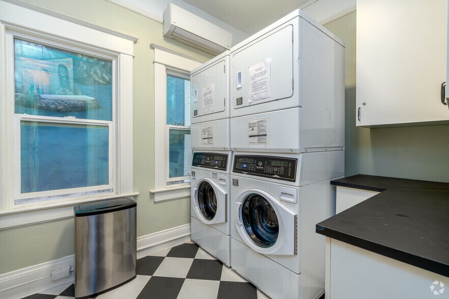 More Photos Of 1010 10th St, Sacramento Apartments For Sale