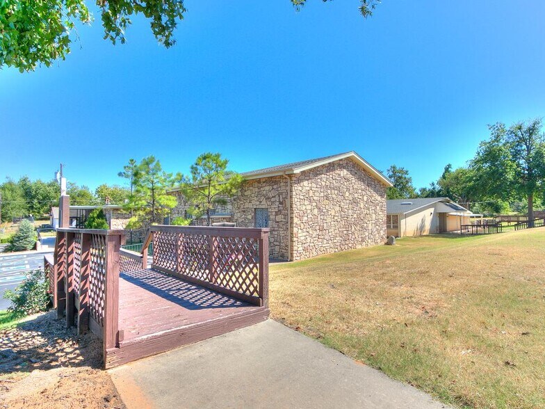 More Photos Of 2254 W Meyers Cir, Choctaw Lodge Meeting Hall For Sale