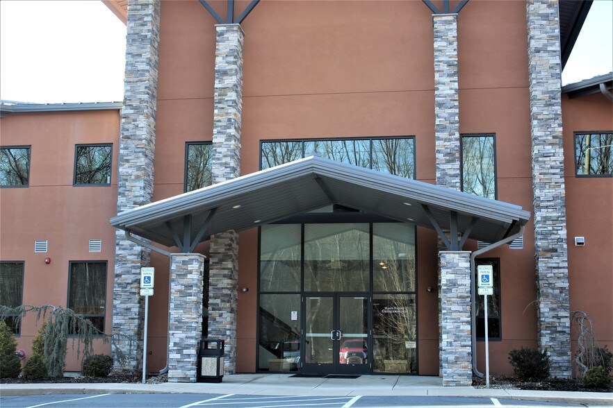 More Photos Of 1019 Ghaner Rd, State College Office For Lease