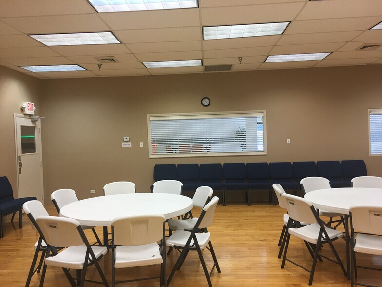 More Photos Of 1307 E Palatine Rd, Arlington Heights Religious Facility For Sale