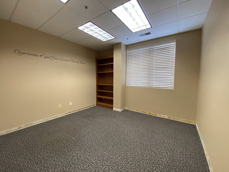 More Photos Of 2525 E Rosser Ave, Bismarck Office For Lease