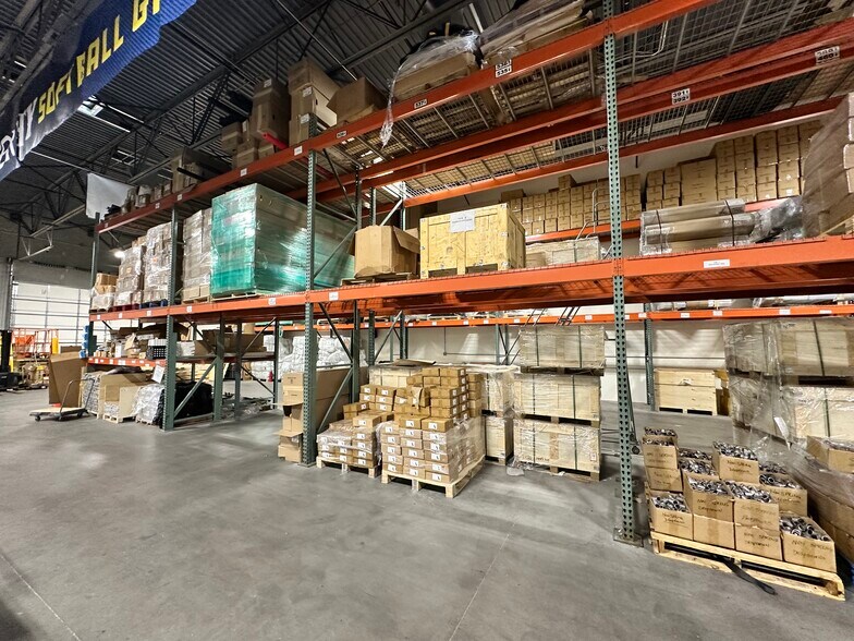 More Photos Of 1715 N Rosemont, Mesa Warehouse For Lease