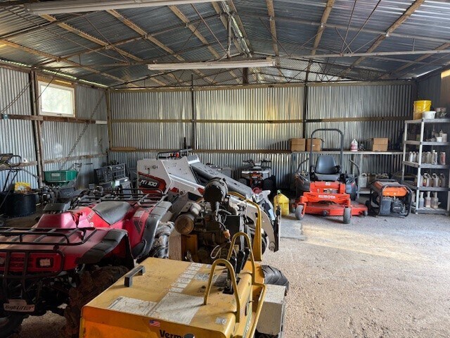 More Photos Of 18126 County 125 rd, Pearland Warehouse For Sale