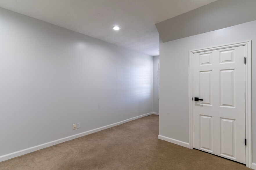 More Photos Of 6775 S 900 E, Midvale Loft Creative Space For Sale