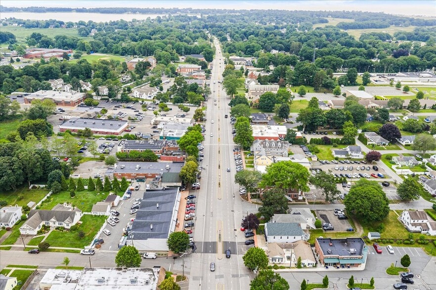 More Photos Of 162-170 Main St, Old Saybrook Storefront Retail Office For Lease