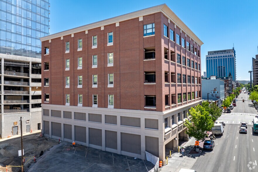 More Photos Of 1112 W Main St, Boise Apartments For Lease