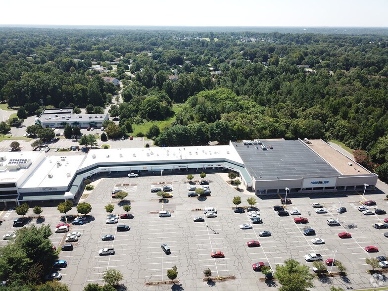 More Photos Of 7443 Lee Davis Rd, Mechanicsville Unknown For Lease