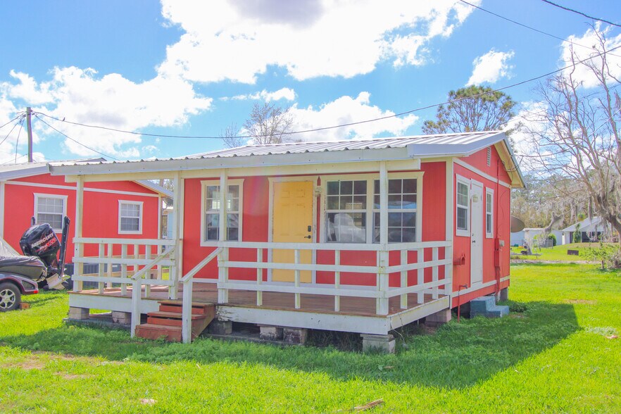 More Photos Of 10730 Camp Mack Rd, Lake Wales Storefront Retail Residential For Sale