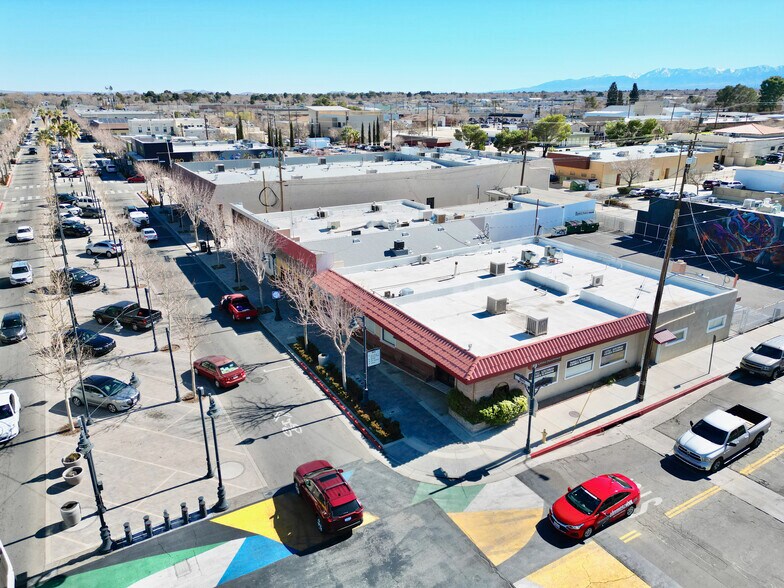 More Photos Of 660-668 Lancaster Blvd, Lancaster Storefront Retail Office For Sale