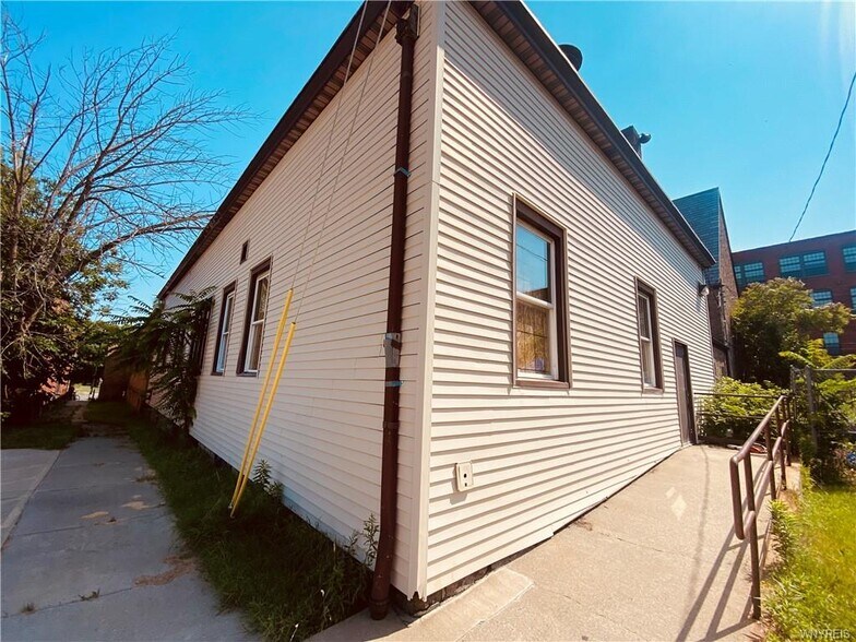 More Photos Of 11 Doat St, Buffalo Religious Facility For Sale