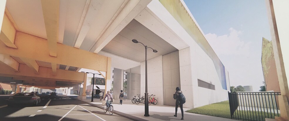 More Photos Of 1800 W Lake St, Chicago Light Manufacturing For Sale