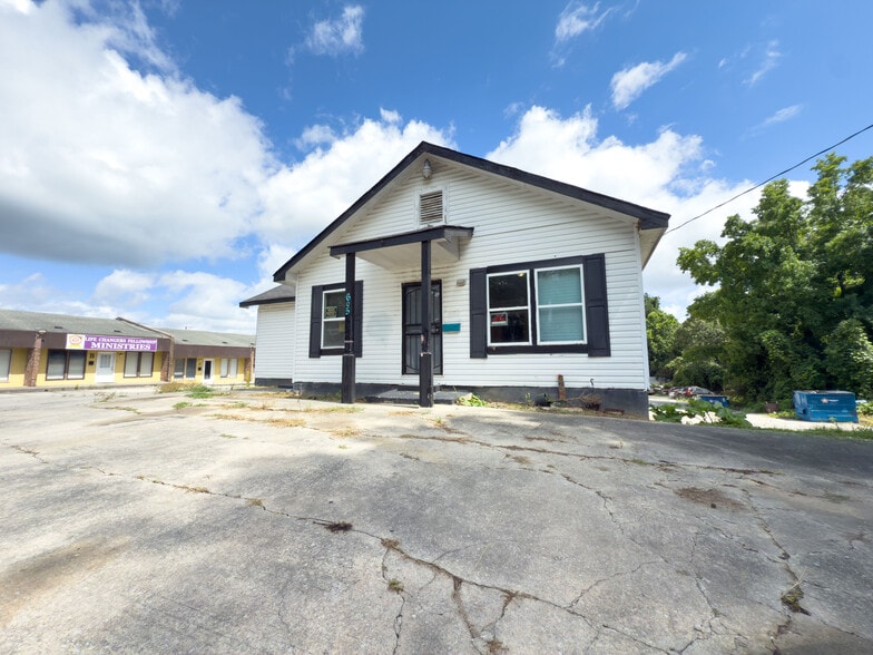 More Photos Of 605 Roberts Dr, Riverdale Office For Sale