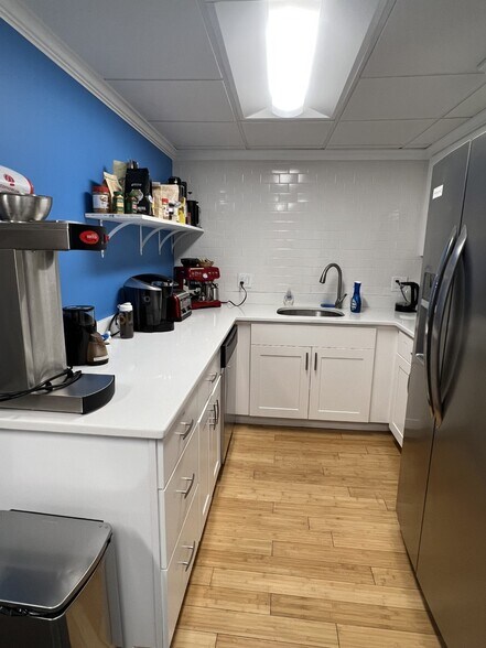 More Photos Of 316-320 Washington St, Brookline Loft Creative Space For Lease