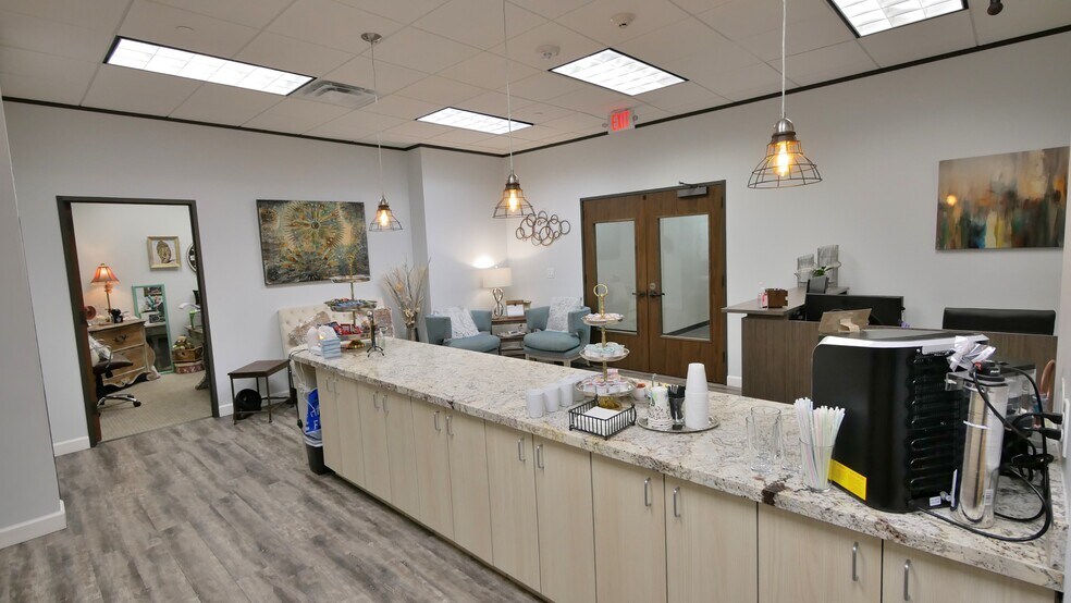 More Photos Of 2717 Commercial Center Blvd, Katy Office For Lease