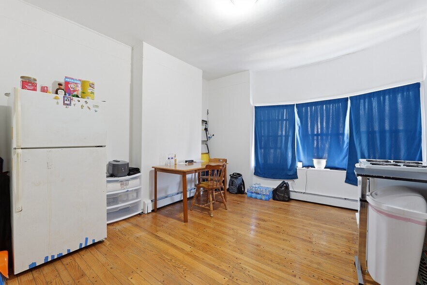 More Photos Of 714-716 Broadway, Bayonne Storefront Retail Residential For Sale