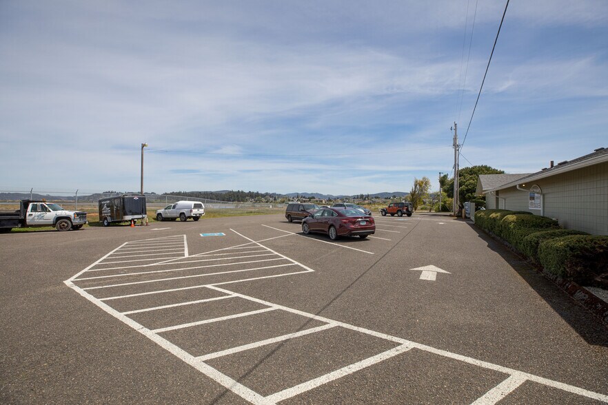 More Photos Of 1860 Virginia Ave, North Bend Medical For Sale