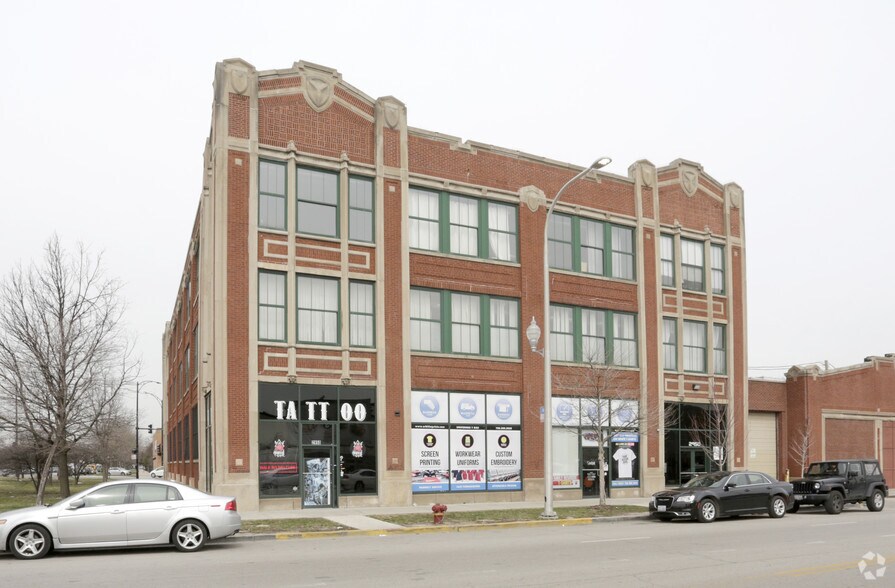 More Photos Of 2950 W Chicago Ave, Chicago Loft Creative Space For Lease