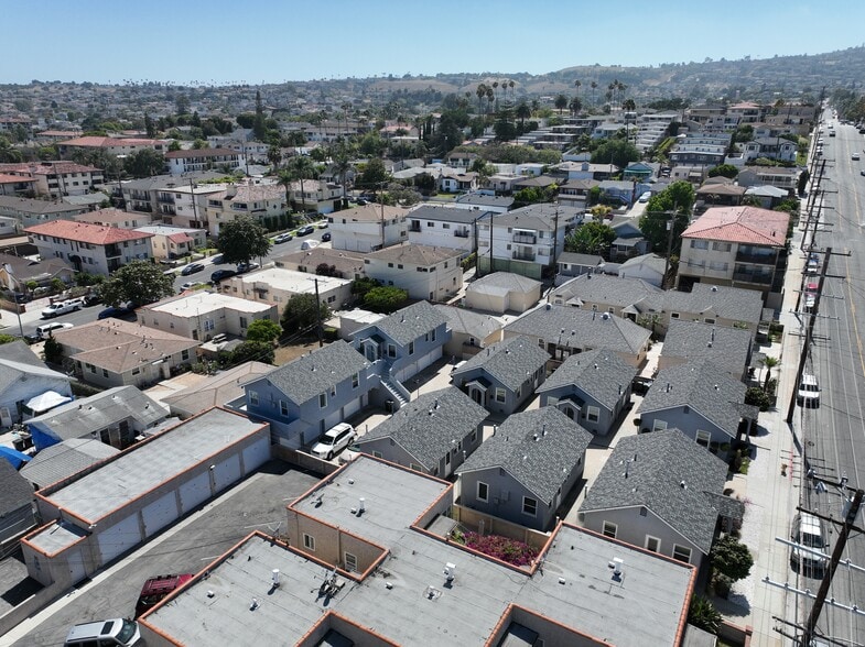 More Photos Of 1047 W 7th St, San Pedro Multifamily For Sale
