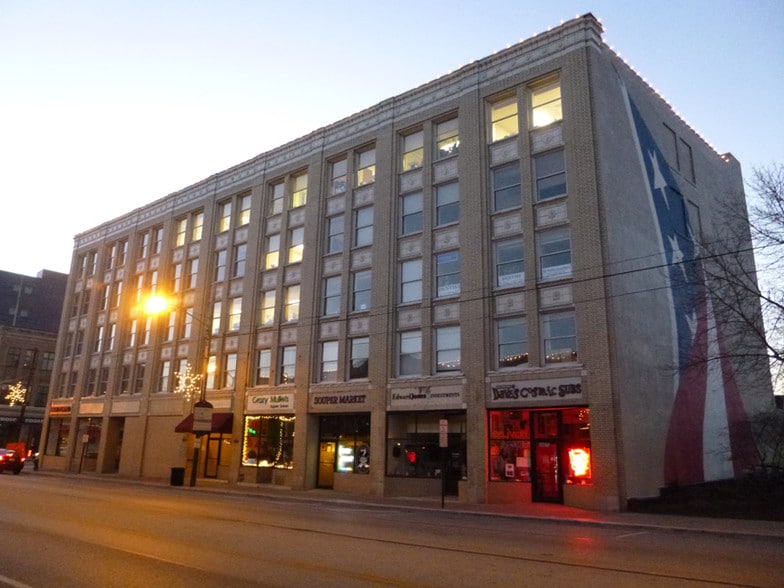 More Photos Of 14805 Detroit Ave, Lakewood Office For Lease