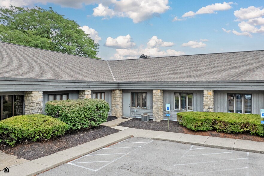 More Photos Of 1706-1730 Schrock Rd, Columbus Medical For Lease