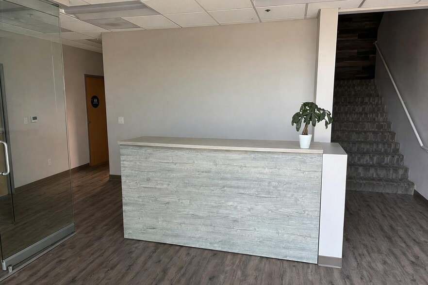 More Photos Of 3532 Seagate Way, Oceanside Warehouse For Sale