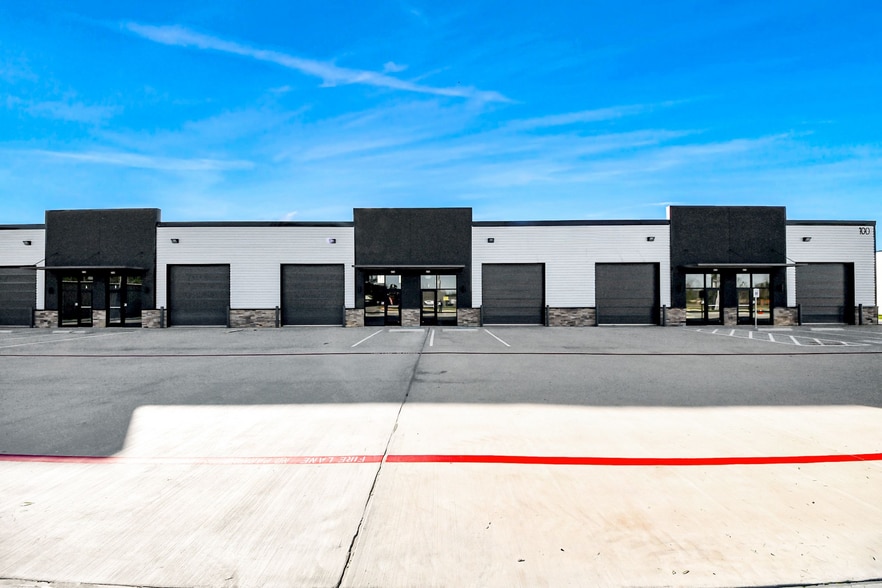 More Photos Of 18011 Cypress Rose Hill Rd, Cypress Unknown For Lease