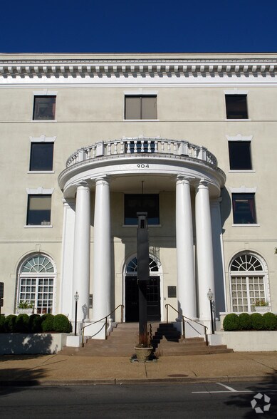 More Photos Of 904 Princess Anne St, Fredericksburg Office For Lease